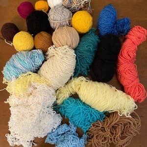 Assorted Used Yarn